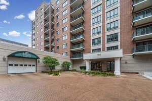 Photo of 750 Pearson Street Des Plaines IL 60016 Unit 208