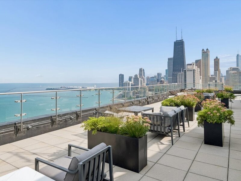 1440 N Lake Shore Drive Chicago IL 60610