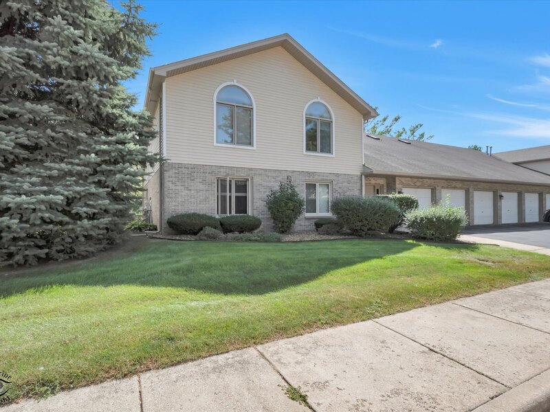 2680 Crescenzo Drive Joliet IL 60436