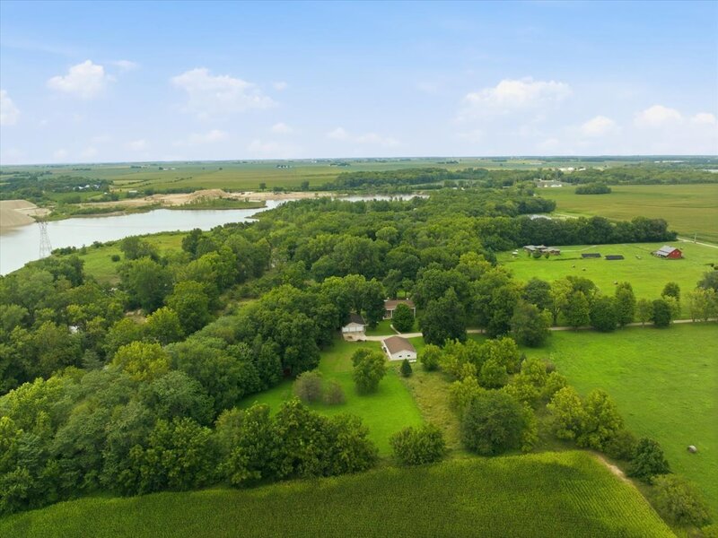 1360 East Road Heyworth IL 61745