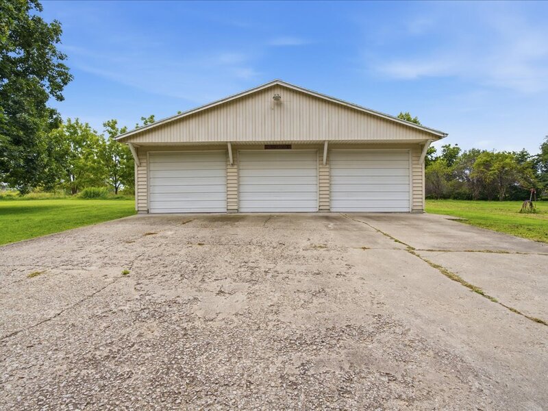 1360 East Road Heyworth IL 61745