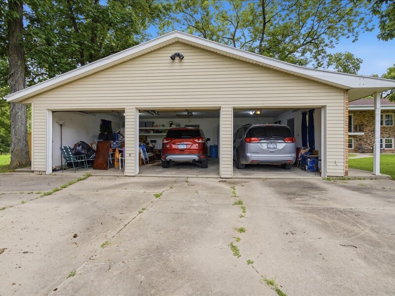 1360 East Road Heyworth IL 61745
