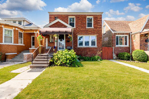 Photo of 6510 S Kedvale Avenue Chicago IL 60629