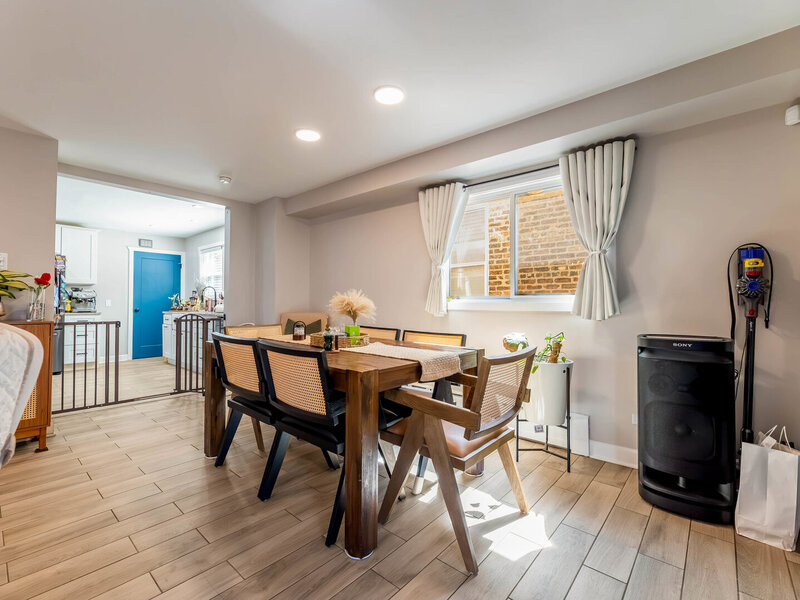 6510 S Kedvale Avenue Chicago IL 60629