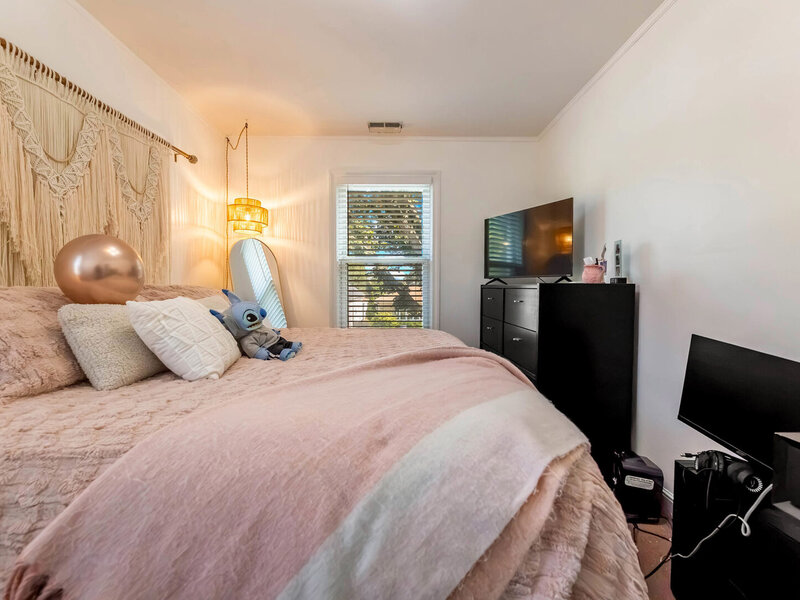 6510 S Kedvale Avenue Chicago IL 60629