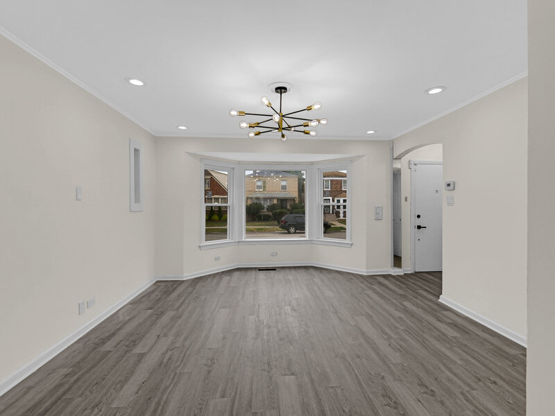 10048 S Rhodes Avenue Chicago IL 60628