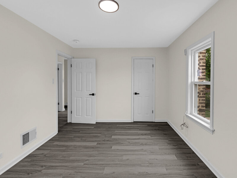 10048 S Rhodes Avenue Chicago IL 60628