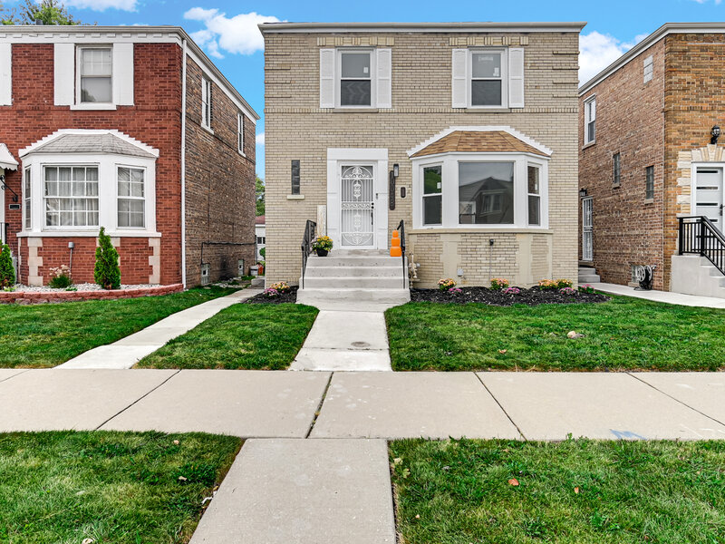 10048 S Rhodes Avenue Chicago IL 60628