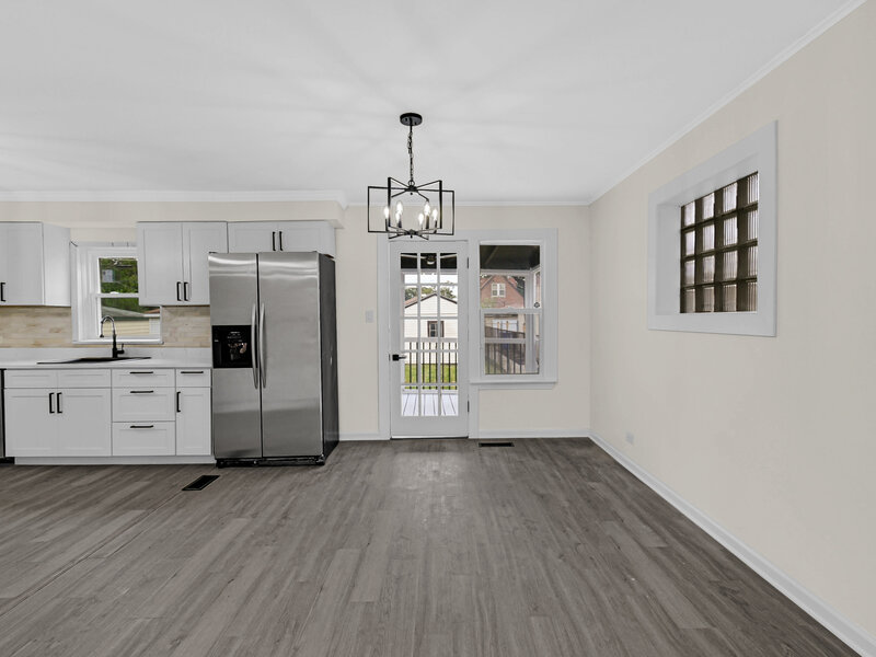 10048 S Rhodes Avenue Chicago IL 60628