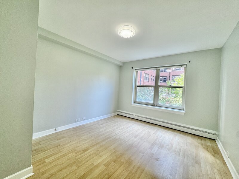 4920 N Marine Drive Chicago IL 60640