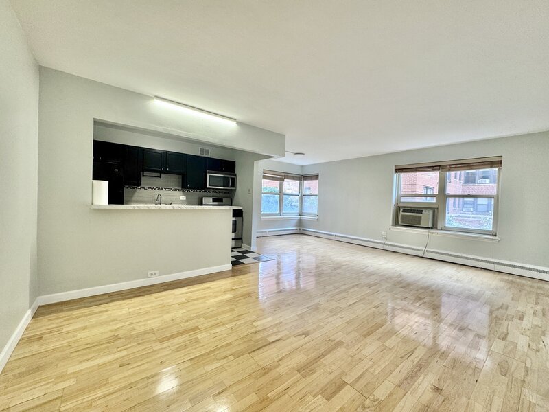 4920 N Marine Drive Chicago IL 60640