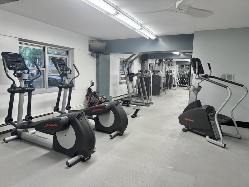 4920 N Marine Drive Chicago IL 60640