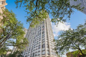 Photo of 5445 N Sheridan Road Chicago IL 60640 Unit 3211