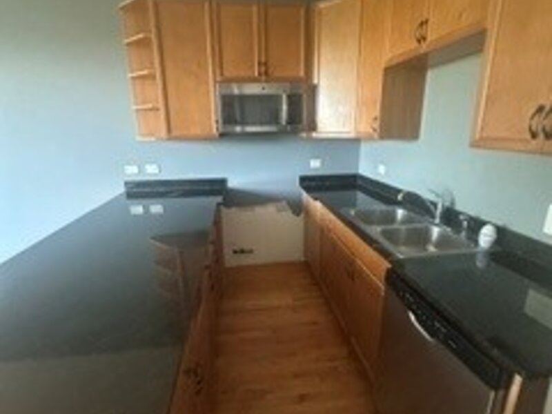 2741 W Congress Parkway Chicago IL 60612