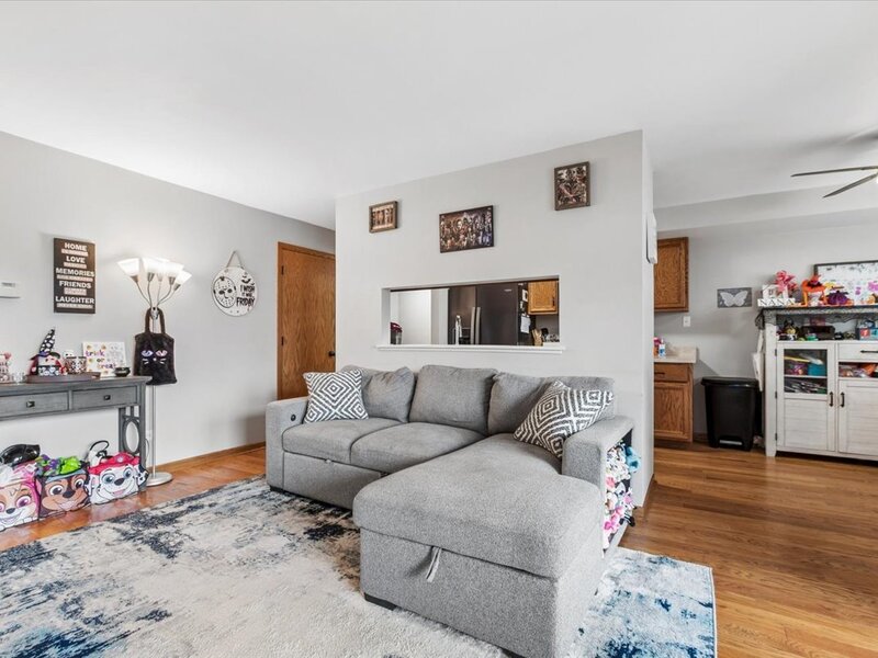 7932 164th Court Tinley Park IL 60477