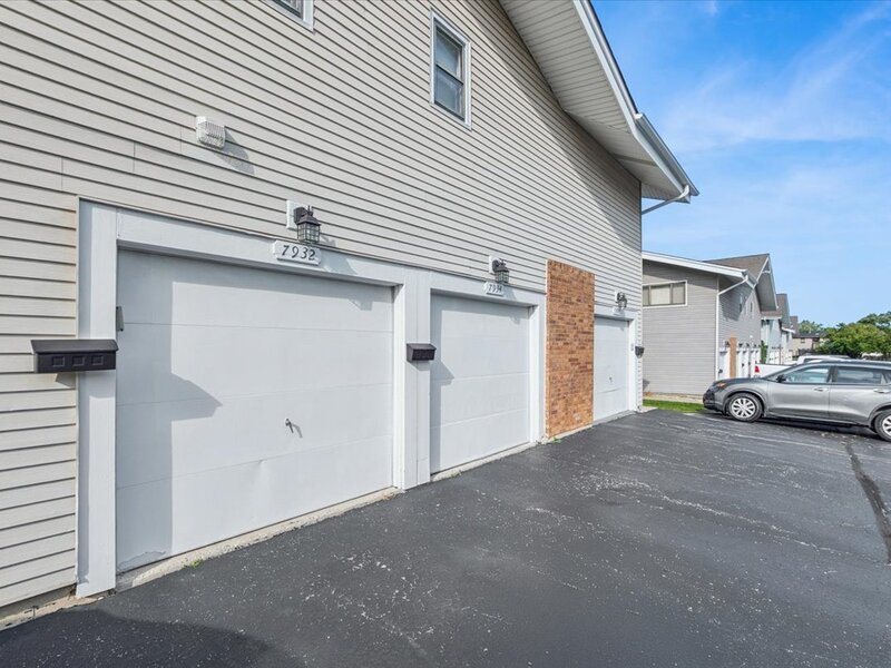 7932 164th Court Tinley Park IL 60477