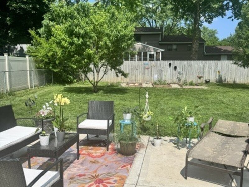 1612 Forrest Boulevard St. Charles IL 60174