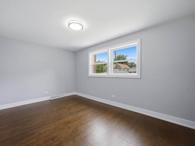 2016 W 52nd Street Chicago IL 60609