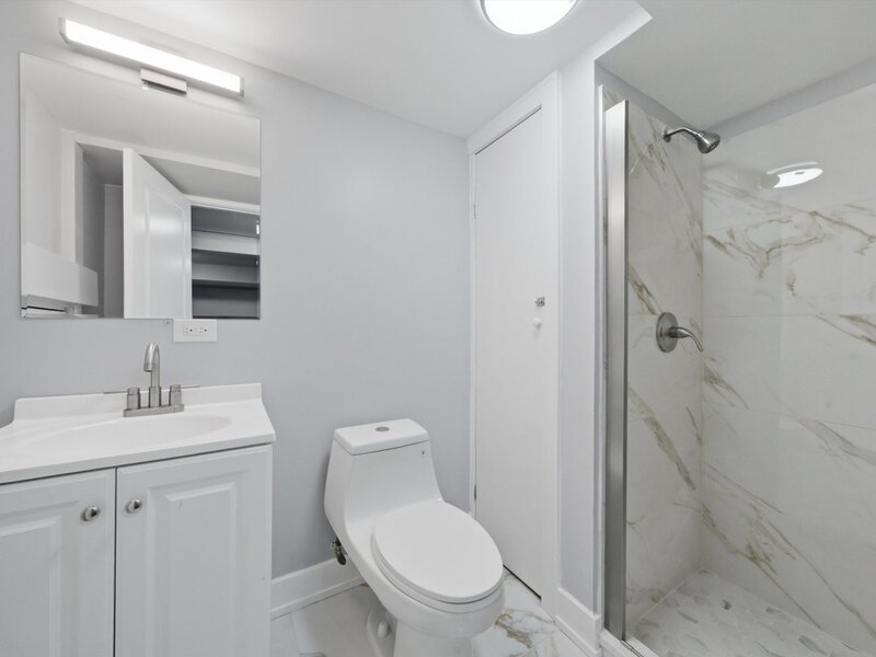 2016 W 52nd Street Chicago IL 60609