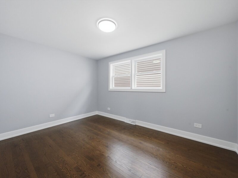 2016 W 52nd Street Chicago IL 60609