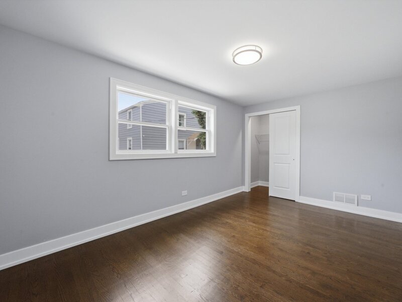 2016 W 52nd Street Chicago IL 60609
