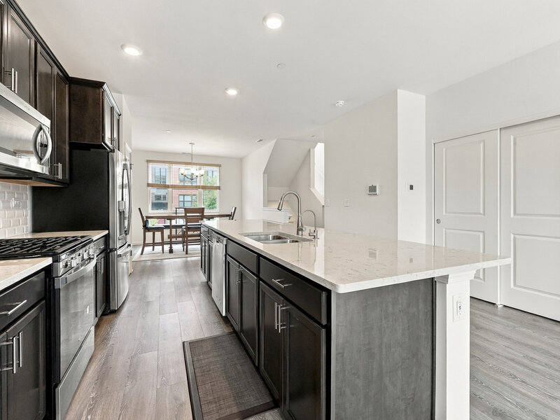 1209 Lakepointe Drive Schaumburg IL 60173
