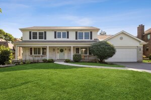 Photo of 7553 Ridgewood Lane Burr Ridge IL 60527