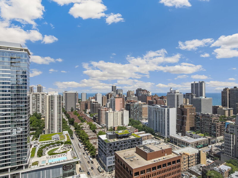 1122 N Clark Street Chicago IL 60610
