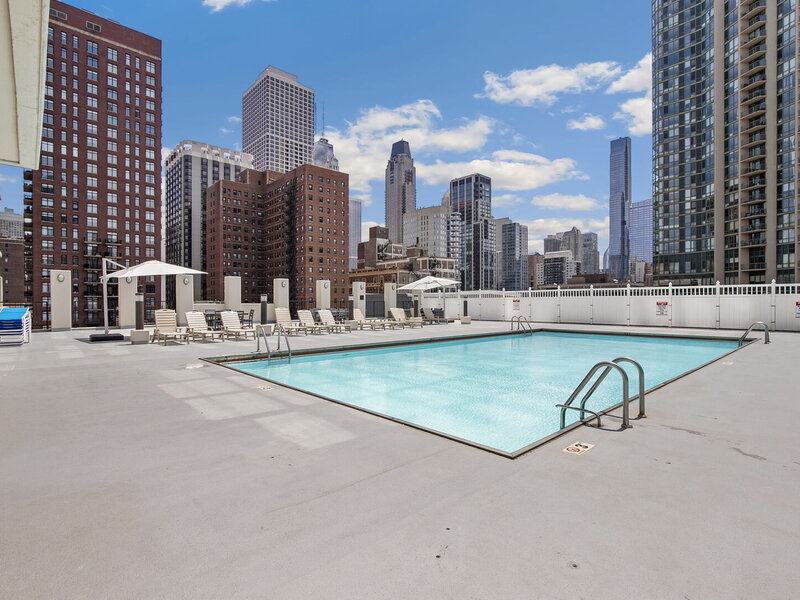 1122 N Clark Street Chicago IL 60610