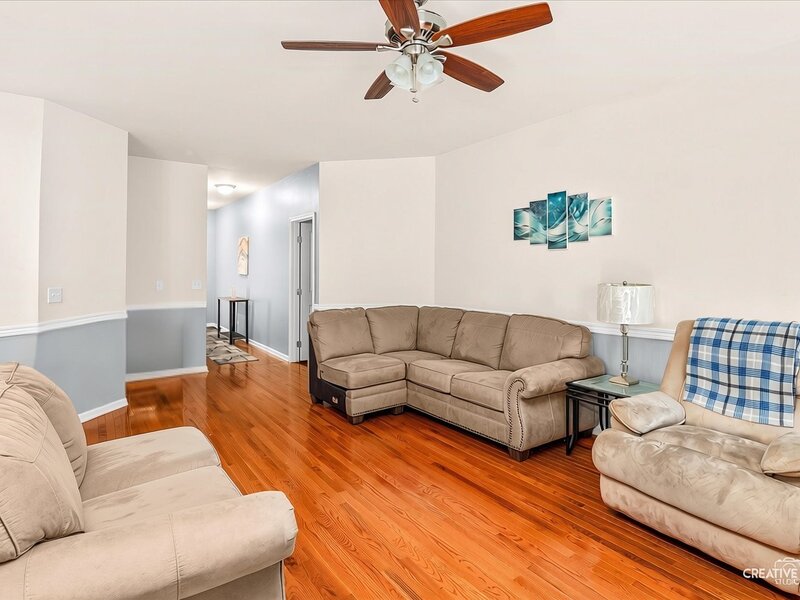 1648 Colchester Lane Aurora IL 60505