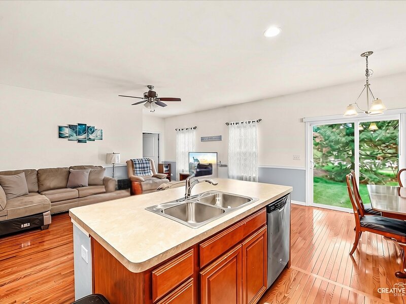 1648 Colchester Lane Aurora IL 60505