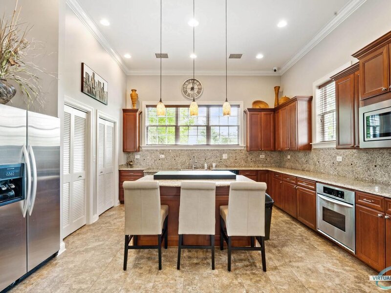 1648 Colchester Lane Aurora IL 60505