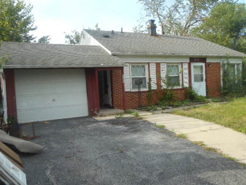 2111 219th Street Sauk Village IL 60411
