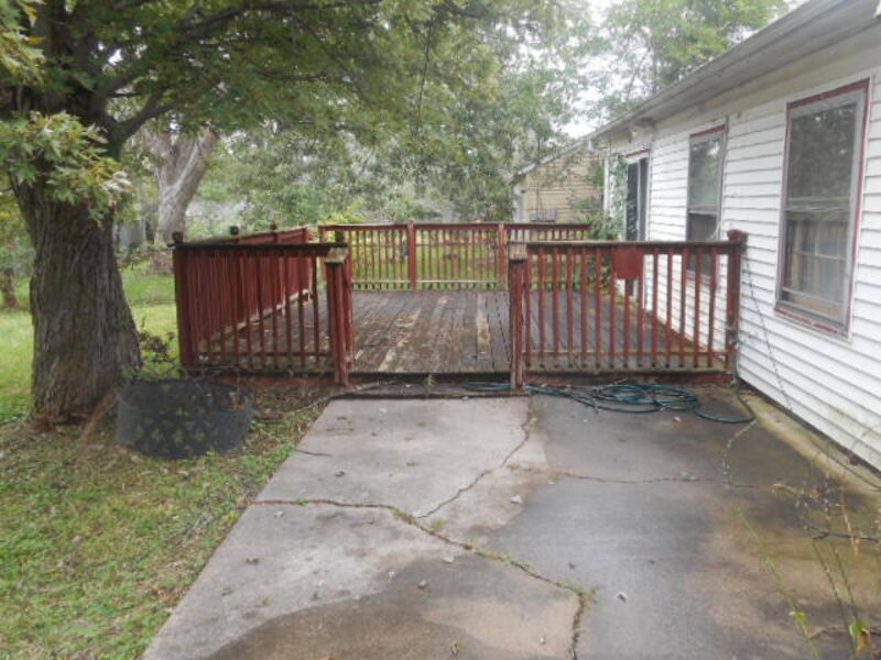 2111 219th Street Sauk Village IL 60411