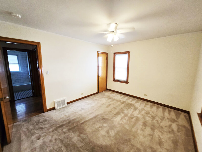 10342 S Christiana Avenue Chicago IL 60655
