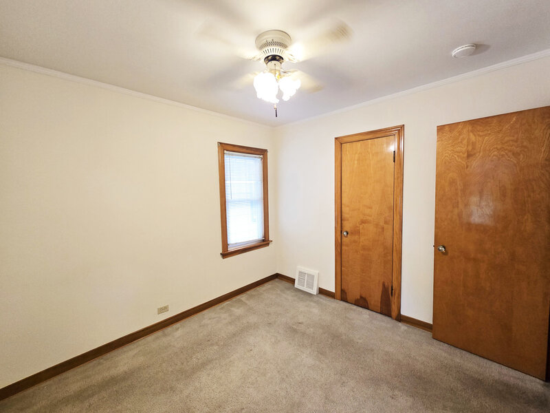 10342 S Christiana Avenue Chicago IL 60655