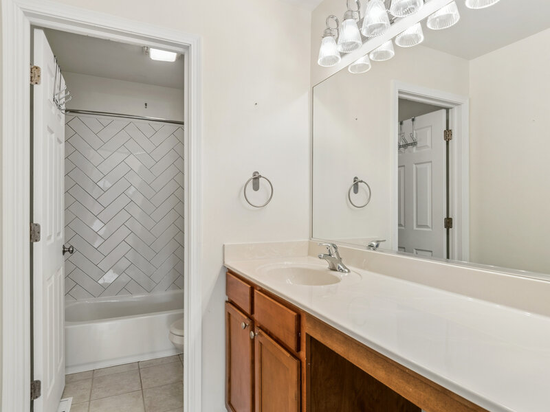 711 Jorstad Drive North Aurora IL 60542