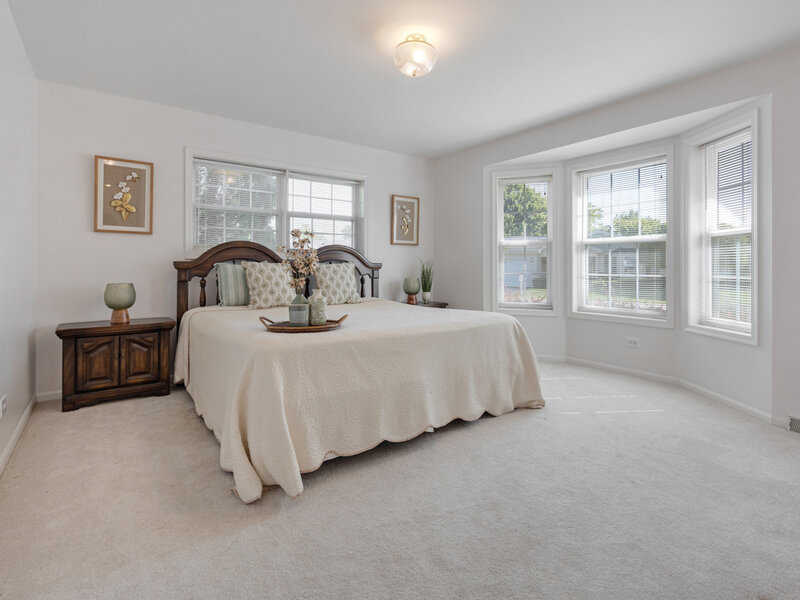2516 Lippizan Lane Grayslake IL 60030