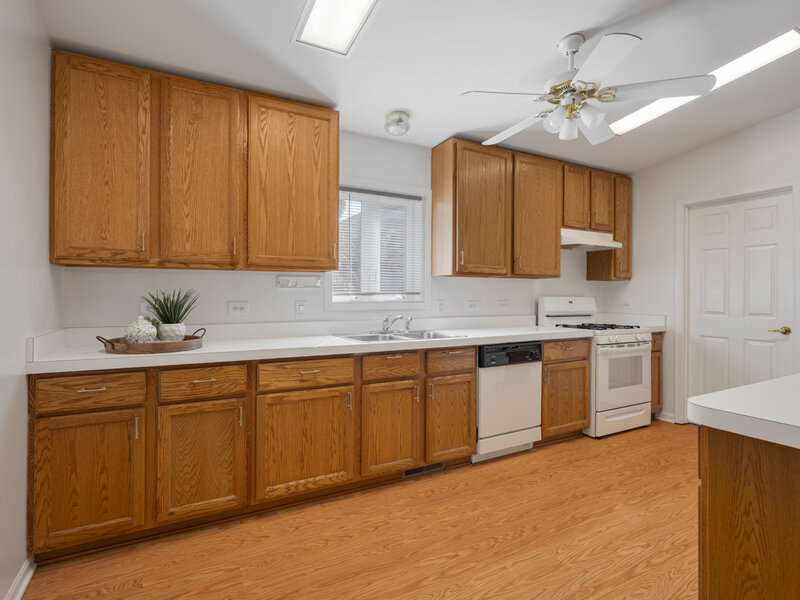 2516 Lippizan Lane Grayslake IL 60030