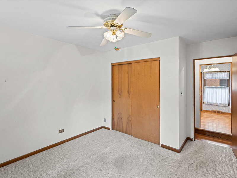 248 E Washington Boulevard Lombard IL 60148