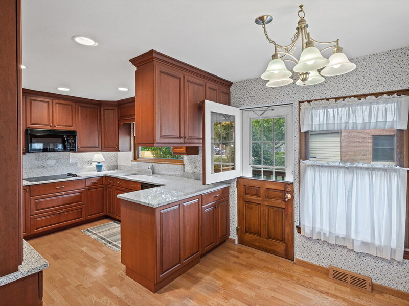 248 E Washington Boulevard Lombard IL 60148