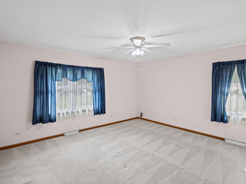 248 E Washington Boulevard Lombard IL 60148