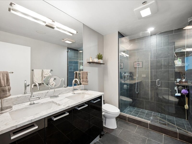 110 W Superior Street Chicago IL 60654