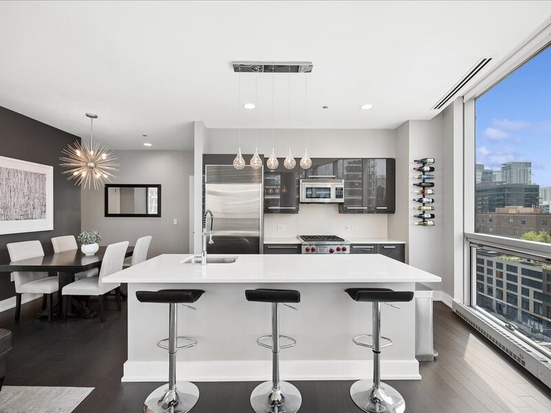 110 W Superior Street Chicago IL 60654