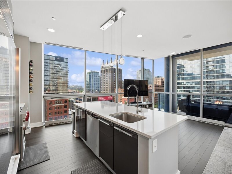 110 W Superior Street Chicago IL 60654