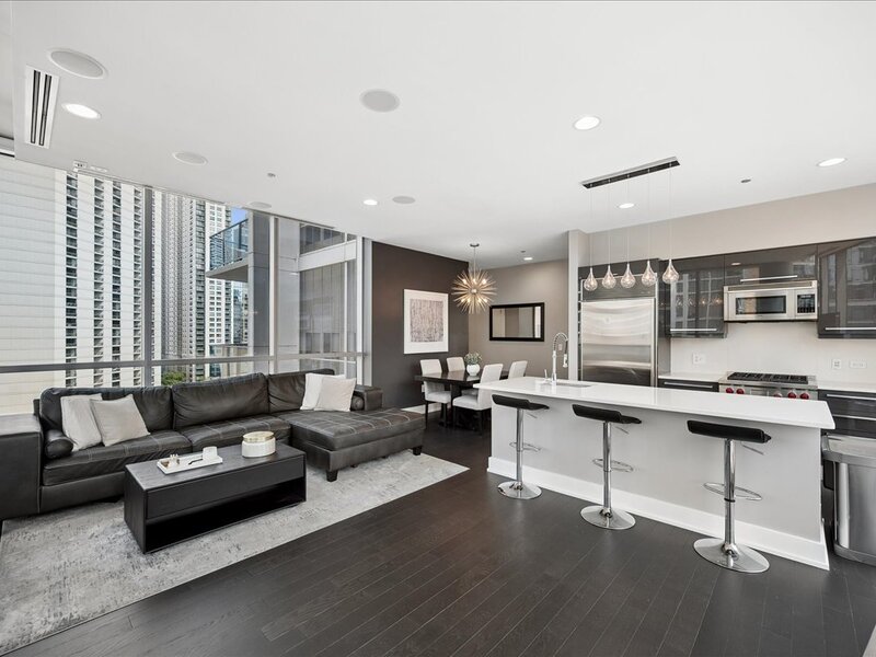 110 W Superior Street Chicago IL 60654