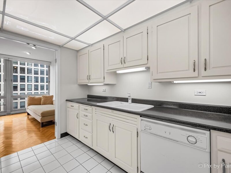 860 N Lake Shore Drive Chicago IL 60611