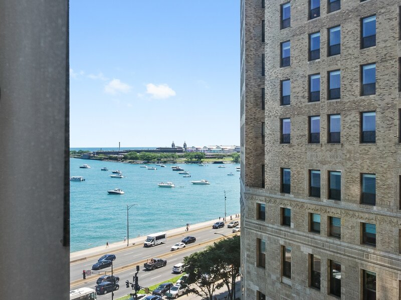 860 N Lake Shore Drive Chicago IL 60611