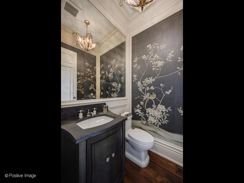 3024 N Lake Shore Drive Chicago IL 60657