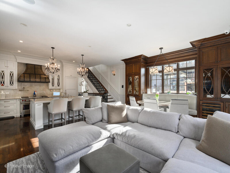 3024 N Lake Shore Drive Chicago IL 60657